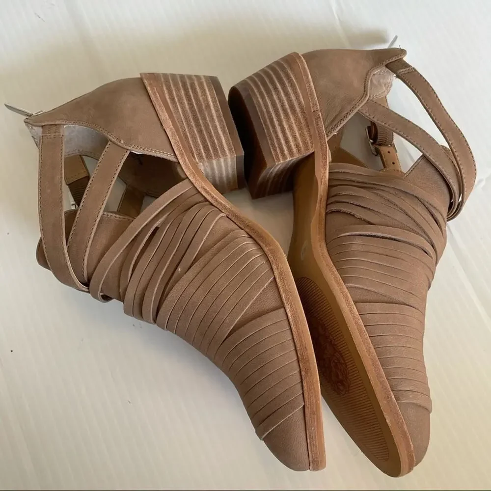 Vince Camuto Pamelle strappy leather bootie